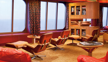 1548636287.2375_r250_Holland America Line Rotterdam Interior Explorations Cafe 1.jpg